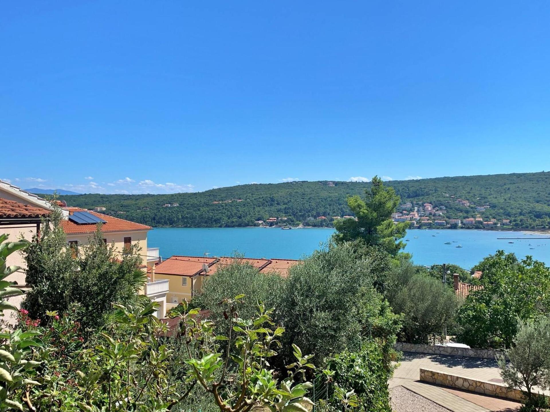 Apartments Santic Čižići Eksteriør bilde